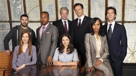 1 vs 4 scandal|Scandal: Season 4, Episode 1 .